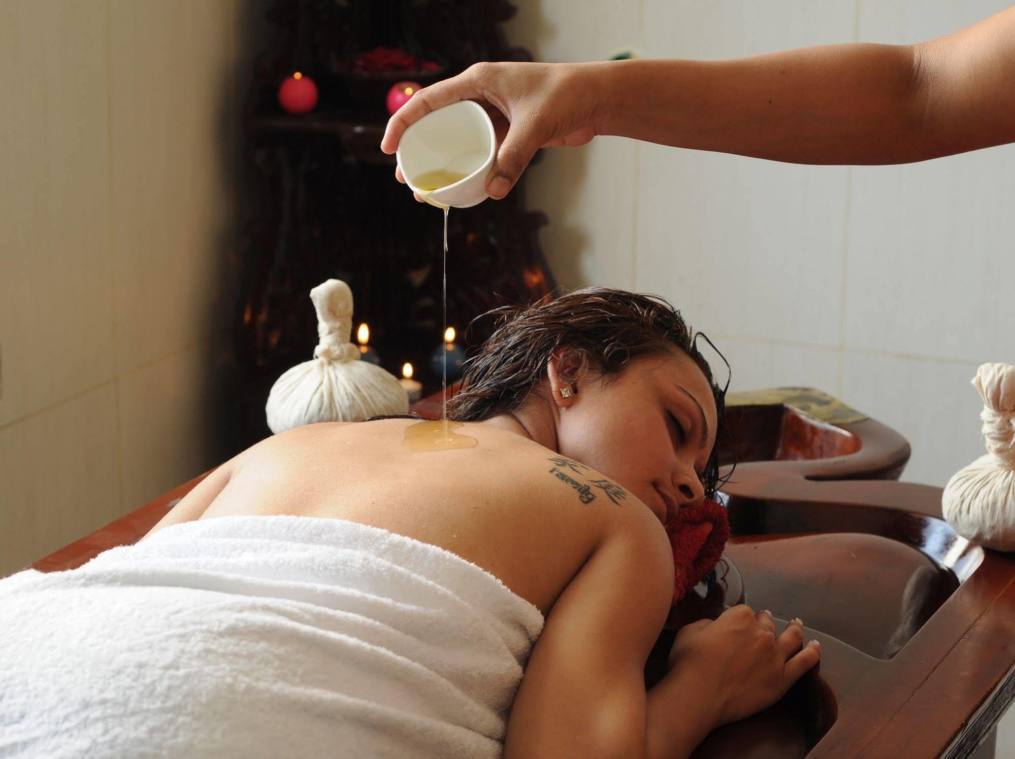 ホテルNaturoville Ayurvedic And Yoga Retreat リシケーシュ エクステリア 写真